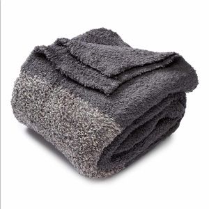 NWT Barefoot Dreams CozyChic Gray Throw 45x60
